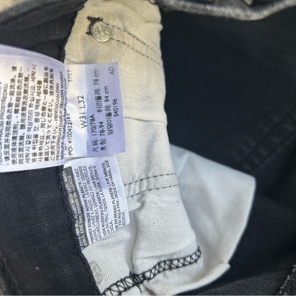 Levi’s 512 thrashed distressed jeans - Picture 7 of 10